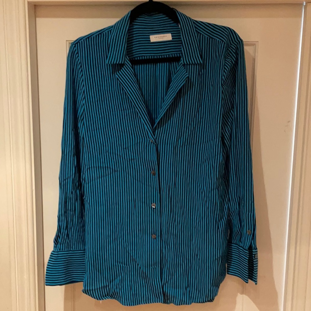 Equipment button down
